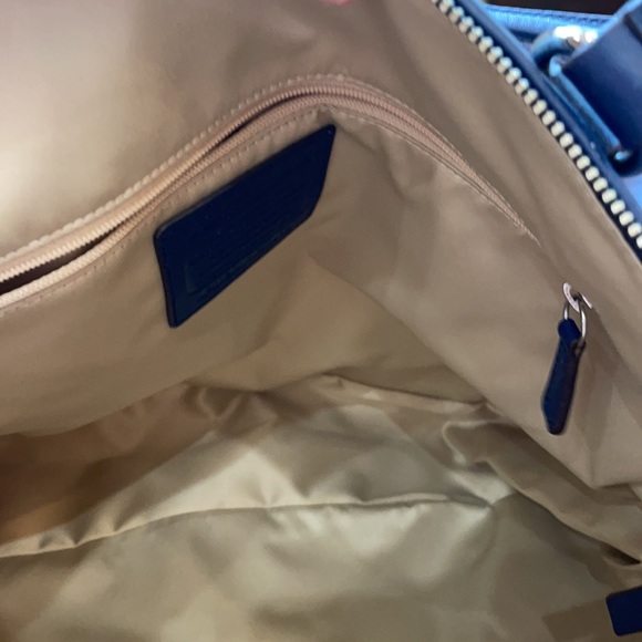Coach new navy bag - Picture 5 of 6